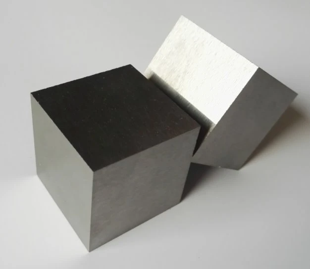 Tungsten cube (4)